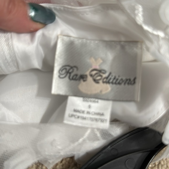 Rare Editions White Flower Girl Dress Size 5 NWT Flare high Sleeveless Bow - Picture 5 of 7